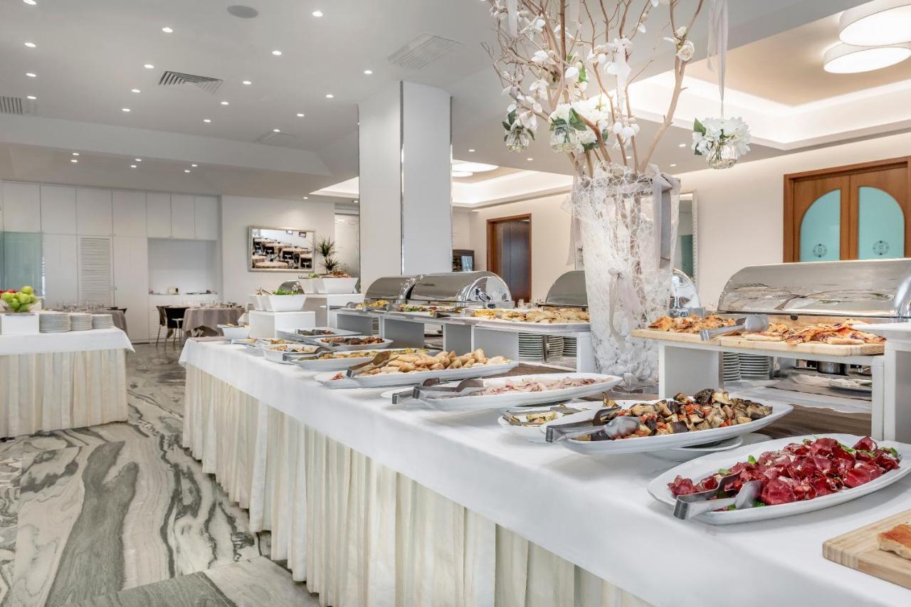 Hotel Continental Rimini Eksteriør bilde